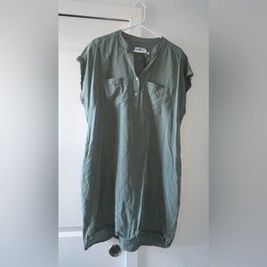 Vineyard vines green dress
